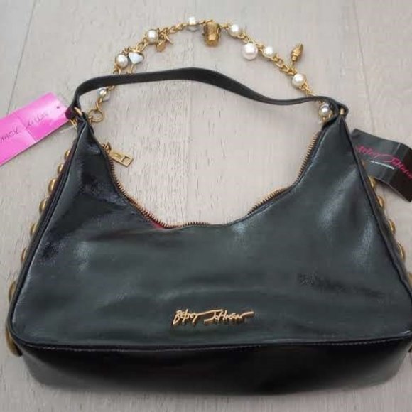 Betsey Johnson You're Imitation Pearl-Fect Bucket Bag - NWT - Picture 1 of 4